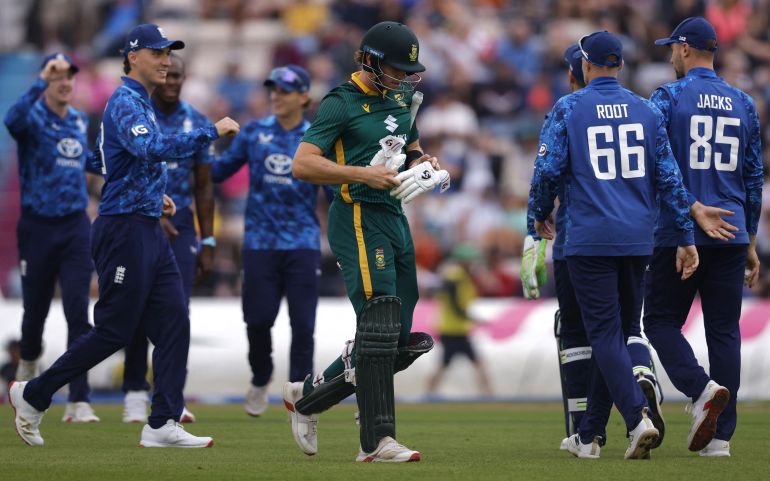 South Africa Stumbles Chasing England’s Mammoth 304-2 in a Thrilling ODI Clash